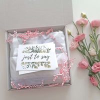 LUXURY SPA MOMENTS | PAMPER HAMPER Dress Loud